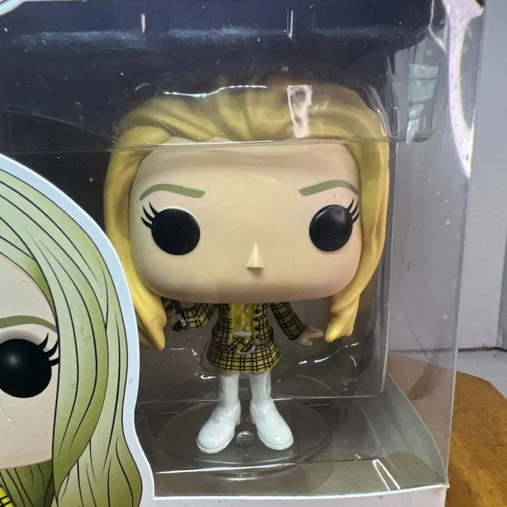 Funko POP! Movies: Clueless - Cher (Damaged Box)[A]‎ #247